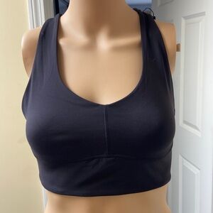 NWT size medium pull over medium support sports bra
